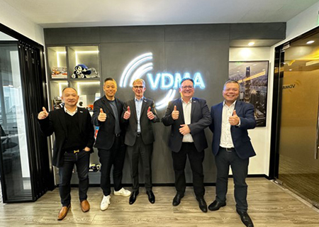 MPDV Team at VDMA Shanghai